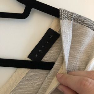 Hatch Tops - Hatch knit V neck top Hatch Tops - Hatch knit V neck top